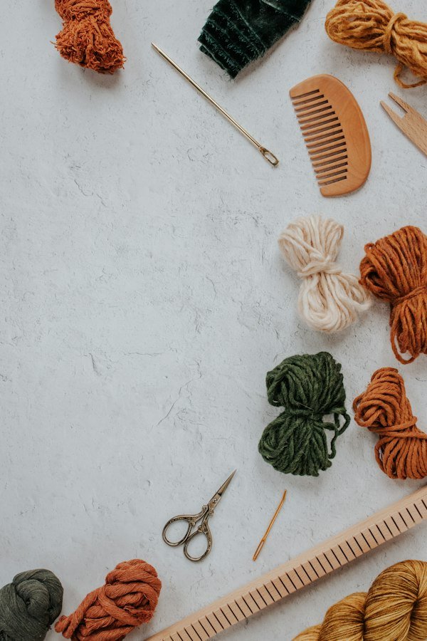 Heart Coaster by @yarn.and.chai